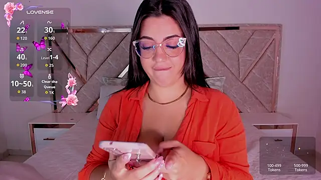 lauren bigboobs22 online show from May 15, 2:02 pm