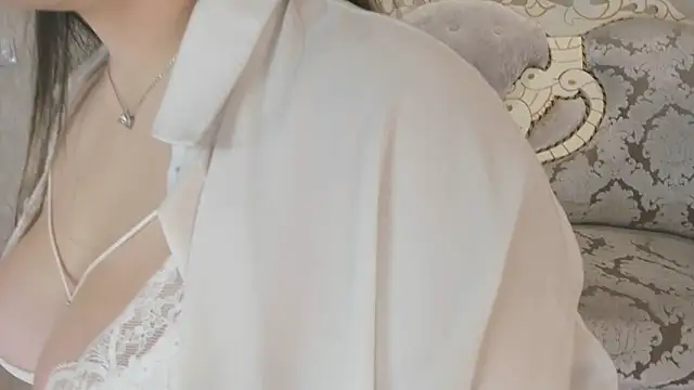 Snapshot of loveame chatting on November 10, 4:17 pm loveame online show from November 10, 4:17 pm