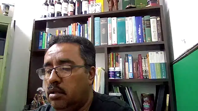 Snapshot of HomHot47 chatting on October 19, 2:23 am HomHot47 online show from October 19, 2:23 am