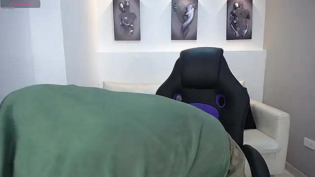 Cady Hot online show from December 16, 8:25 pm