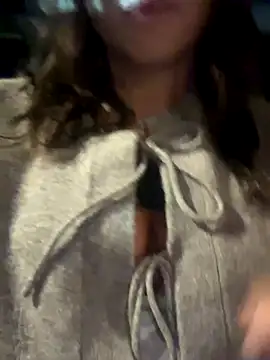 Snapshot of madiiy chatting on September 27, 7:08 pm madiiy online show from September 27, 7:08 pm