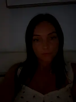 Snapshot of madiiy chatting on October 1, 7:20 pm madiiy online show from October 1, 7:20 pm