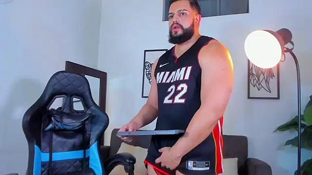 Justin kingX7 online show from May 21, 4:41 am