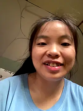 viluna online show from December 4, 6:44 am