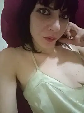 Snapshot of Lea9816 chatting on October 3, 1:57 am Lea9816 online show from October 3, 1:57 am