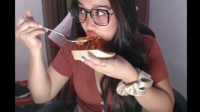 Snapshot of Chubby_HotLady chatting on November 19, 2:39 pm Chubby HotLady online show from November 19, 2:39 pm