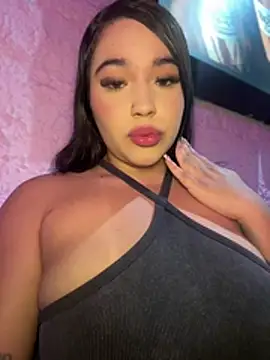 SofiaWildee online show from March 4, 2:50 am