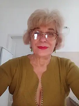 52MiaLove02 online show from November 6, 5:30 am