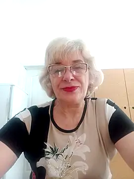 52MiaLove02 online show from May 7, 4:51 am