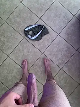 Snapshot of pitudo1313wuero chatting on October 28, 10:12 pm pitudo1313wuero online show from October 28, 10:12 pm