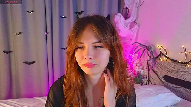 LisaDrake online show from October 24, 8:16 pm