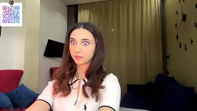 LinaMour online show from January 13, 10:15 pm