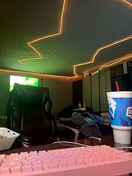 dismissedrose online show from November 28, 10:18 am