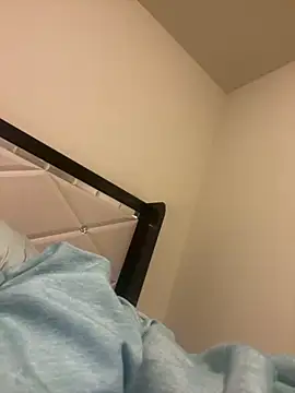 Idonotcherishu online show from October 4, 9:13 pm