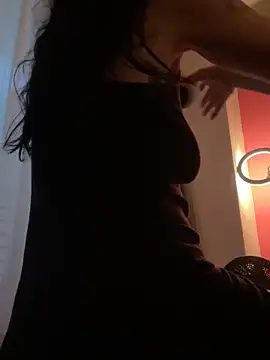 Snapshot of obsesiondarketa chatting on November 21, 10:52 pm obsesiondarketa online show from November 21, 10:52 pm