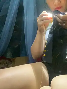 tuyetnhi-00 online show from September 29, 2:06 am