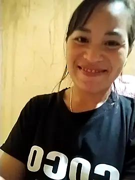 tuyetnhi-00 online show from October 8, 4:32 am