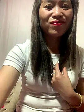 tuyetnhi-00 online show from October 13, 1:33 pm