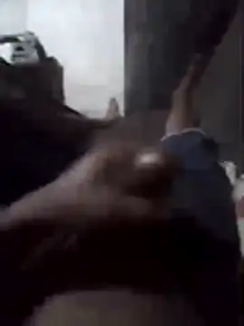 Snapshot of pauzao23vm chatting on March 17, 3:33 am pauzao23vm online show from March 17, 3:33 am