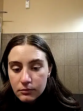 freakylittlebitch69 online show from September 21, 3:13 pm