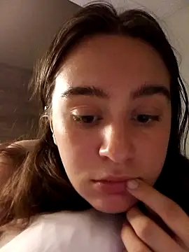 freakylittlebitch69 online show from October 2, 5:47 am