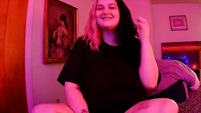 Snapshot of Princessblazed444 chatting on September 17, 4:08 pm Princessblazed444 online show from September 17, 4:08 pm