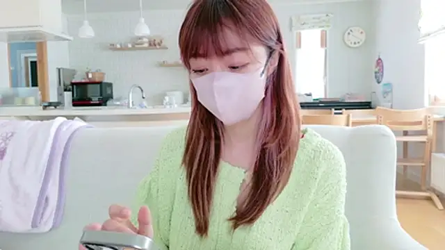 SUZU 1201 online show from February 22, 1:18 am