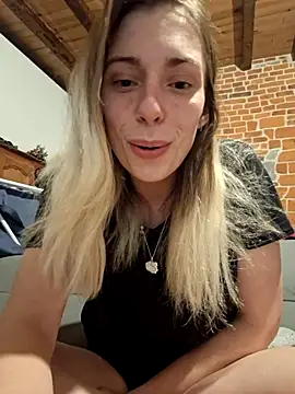 SexyAlya online show from October 24, 11:45 pm