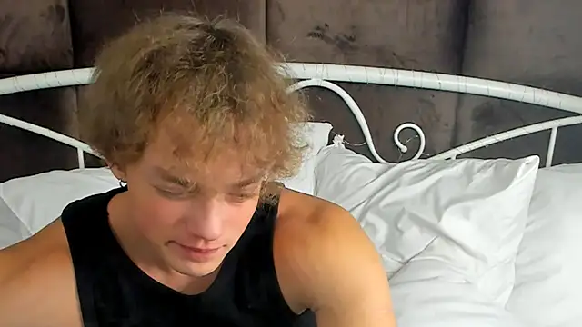 ChaseMuscular online show from October 14, 3:24 pm