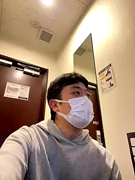 Snapshot of szk2412 chatting on October 26, 2:23 pm szk2412 online show from October 26, 2:23 pm