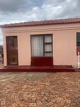 Snapshot of Melanin2002 chatting on December 19, 8:21 am Melanin2002 online show from December 19, 8:21 am