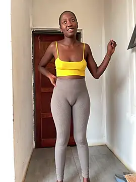 Snapshot of Melanin2002 chatting on April 2, 2:58 pm Melanin2002 online show from April 2, 2:58 pm