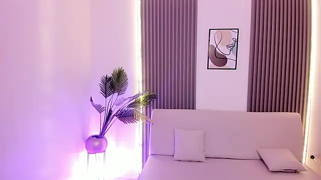 Snapshot of catalovex chatting on September 18, 7:38 pm catalovex online show from September 18, 7:38 pm