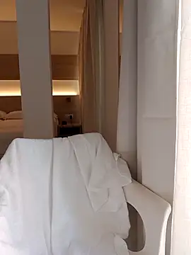 SydneySchmid online show from March 30, 2:18 pm