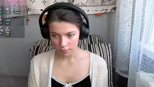 CutieAnny online show from November 12, 5:19 am