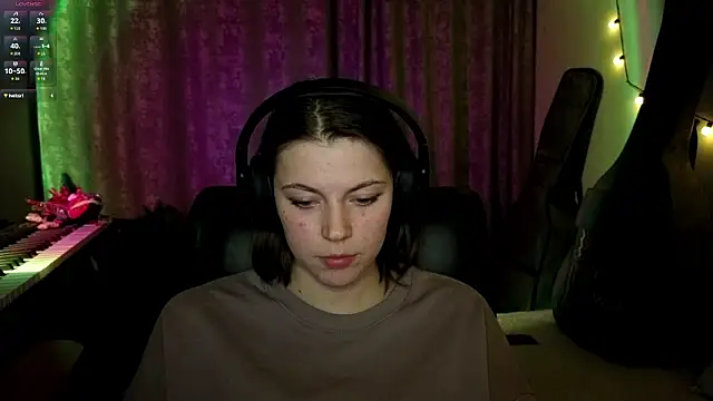 CutieAnny online show from March 23, 8:13 pm