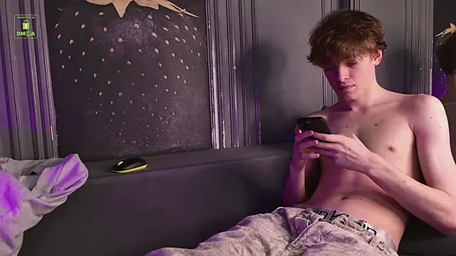 Kevin Garsia online show from March 8, 2:04 am