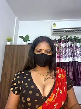 Snapshot of V-Hot-Sweti chatting on October 4, 8:45 am V-Hot-Sweti online show from October 4, 8:45 am