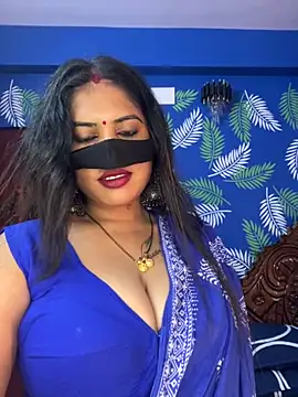 Snapshot of V-Hot-Sweti chatting on November 5, 9:31 am V-Hot-Sweti online show from November 5, 9:31 am