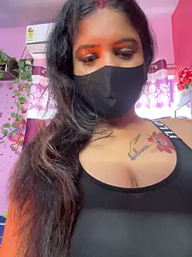 Snapshot of V-Hot-Sweti chatting on November 6, 8:15 am V-Hot-Sweti online show from November 6, 8:15 am