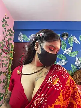 Snapshot of V-Hot-Sweti chatting on February 7, 8:51 am V-Hot-Sweti online show from February 7, 8:51 am