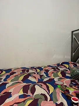 zaracollins01 online show from February 8, 3:48 pm