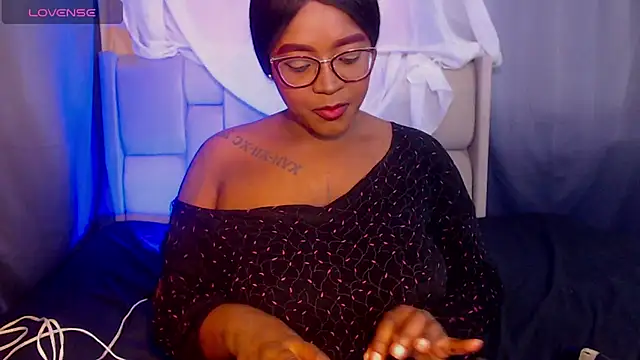 Mimi Gil online show from February 14, 1:19 pm