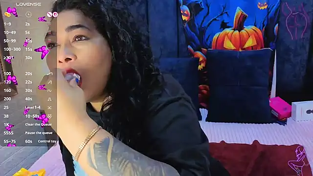 yunkeyc online show from October 25, 10:37 pm