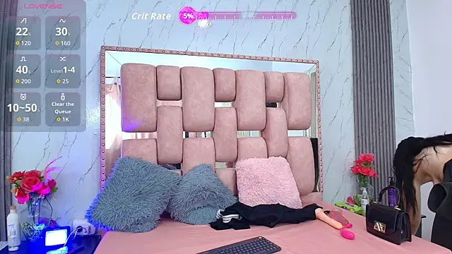 Snapshot of SofiaSommers chatting on September 11, 7:14 pm SofiaSommers online show from September 11, 7:14 pm