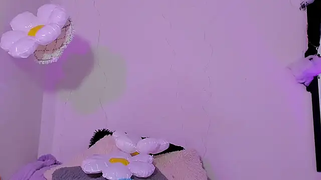 Naomi Flame online show from November 6, 11:04 pm