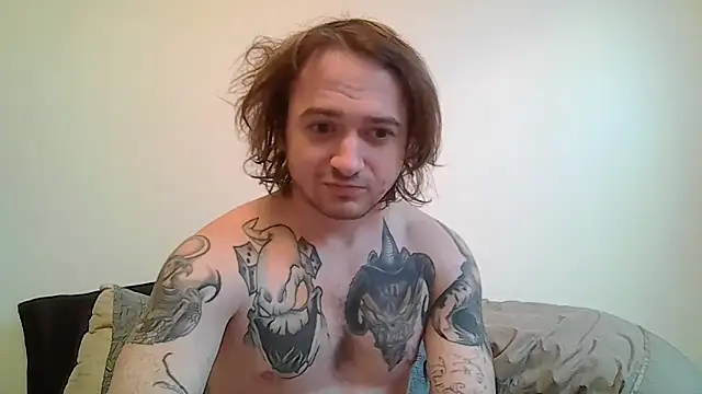 Snapshot of Mr_nightfall chatting on April 17, 8:23 pm Mr nightfall online show from April 17, 8:23 pm