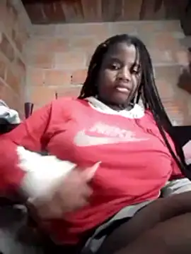 Snapshot of laDM22 chatting on April 16, 3:40 am laDM22 online show from April 16, 3:40 am