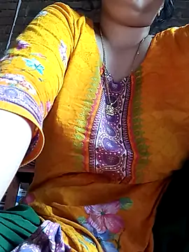 Cute Pagli online show from October 9, 7:28 am