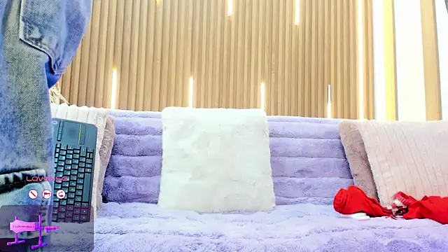 ArianaSantana online show from November 30, 1:15 pm